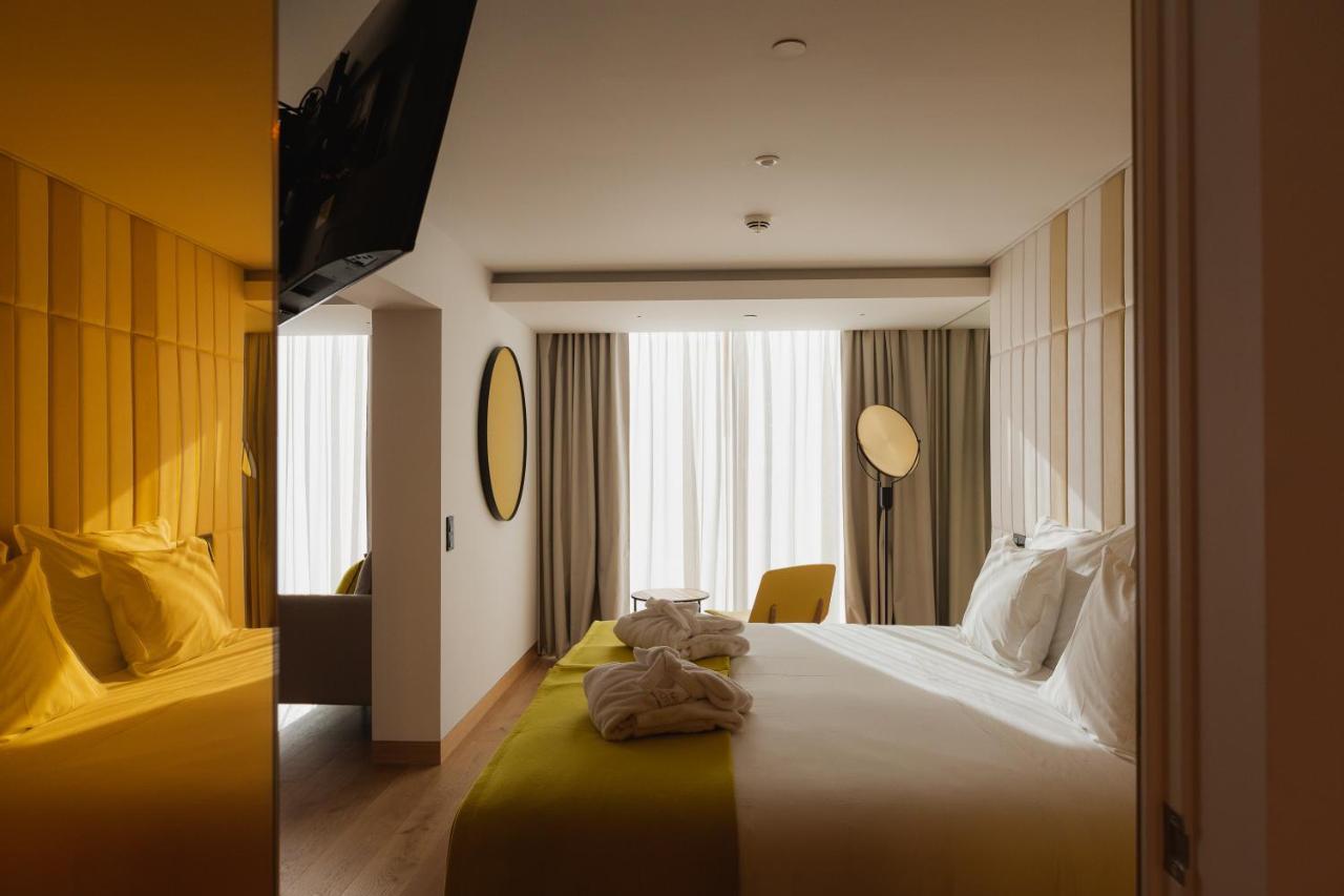 Lumen & The Light Show Hotel 4*