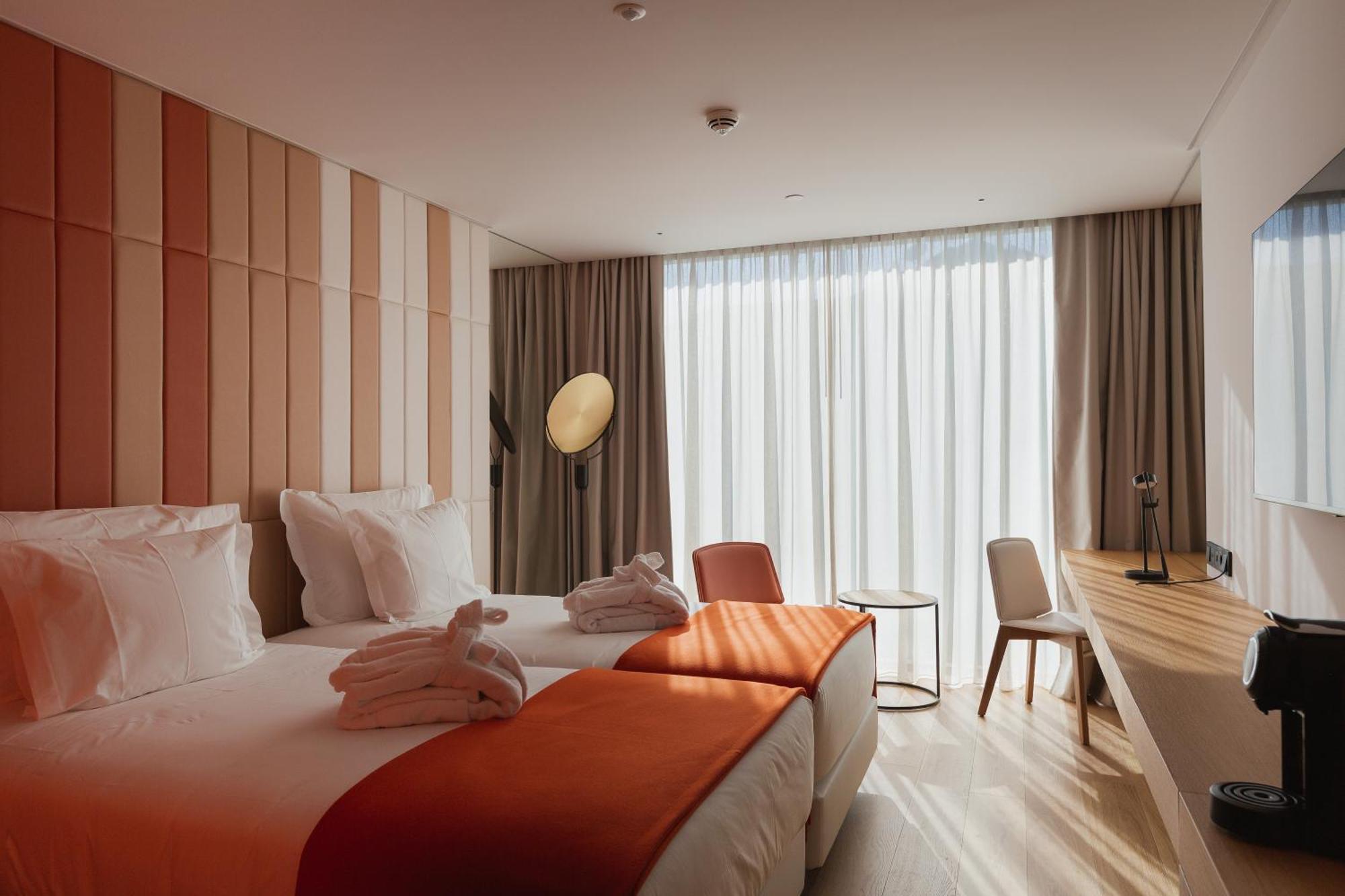 Hotel Lumen & The Light Show Lisbon